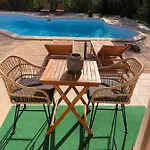 Couette-café Victoria - D'hôtes Avec Table D'hôtes-parking Privé Ferme