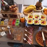 Victoria - D'hôtes Avec Table D'hôtes-parking Privé Ferme Couette-café Carcassonne