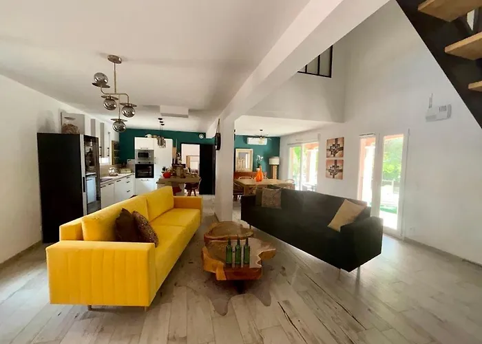 Victoria - D'hotes Avec Table D'hotes-parking Prive Ferme Bed & Breakfast